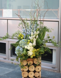 50,000円アレンジメント（木製台は弊社が回収いたします）.jpg